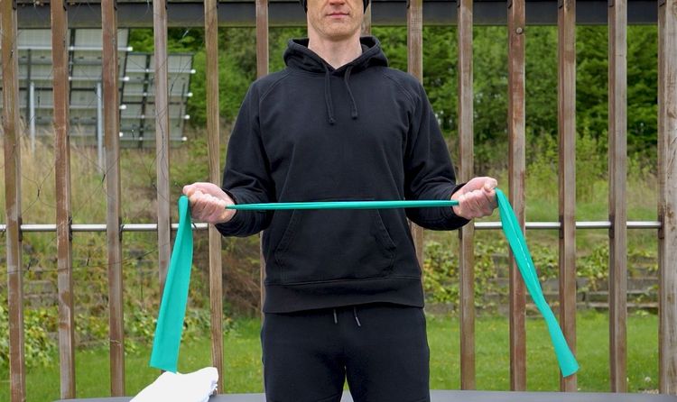 Sequence 01.00_10_38_24.Still002_2_sm.jpg